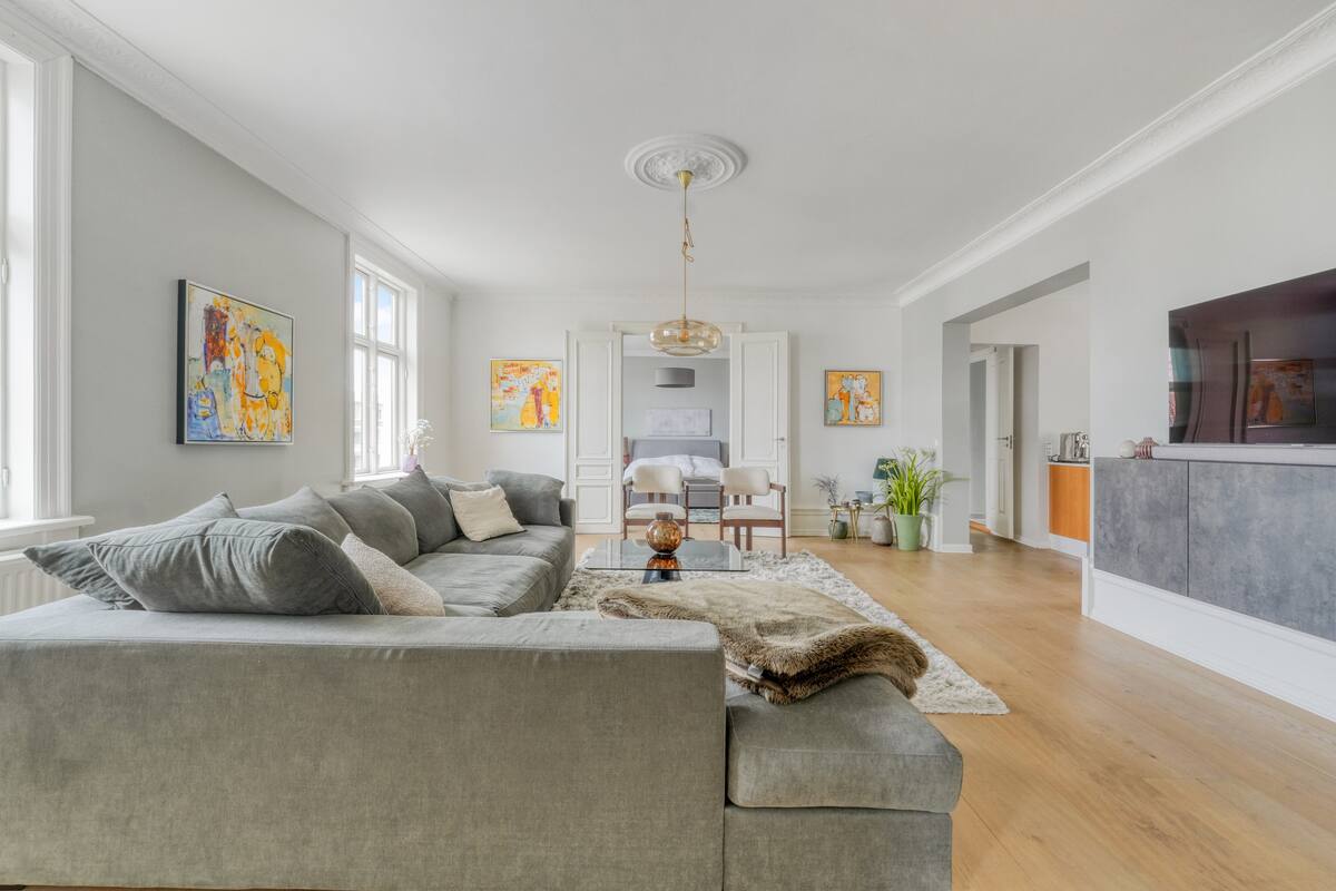 Soveværelse i lyse toner